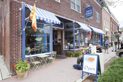 BusinessCottageWindowAwning2